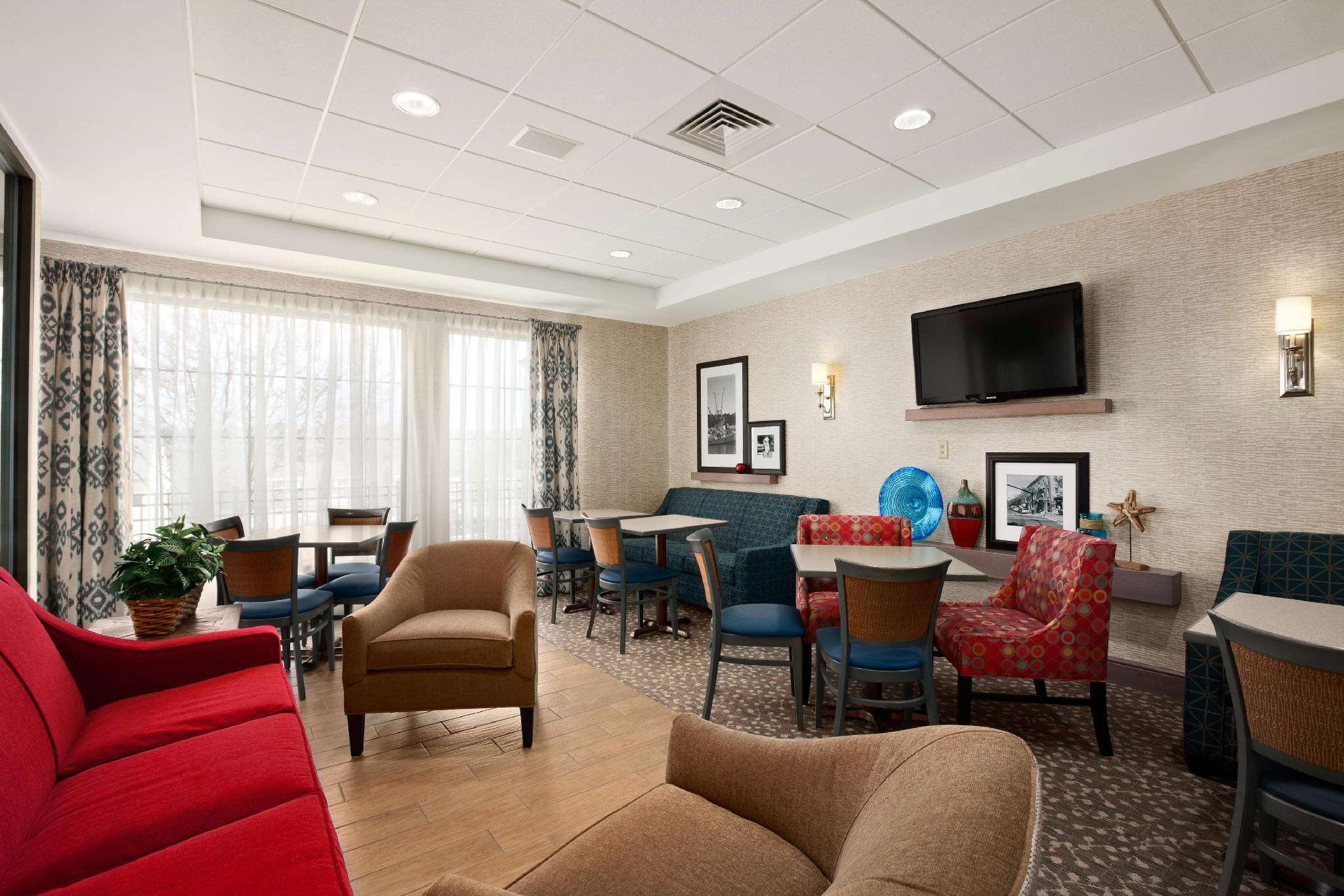 Hampton Inn Freeport/Brunswick Екстериор снимка