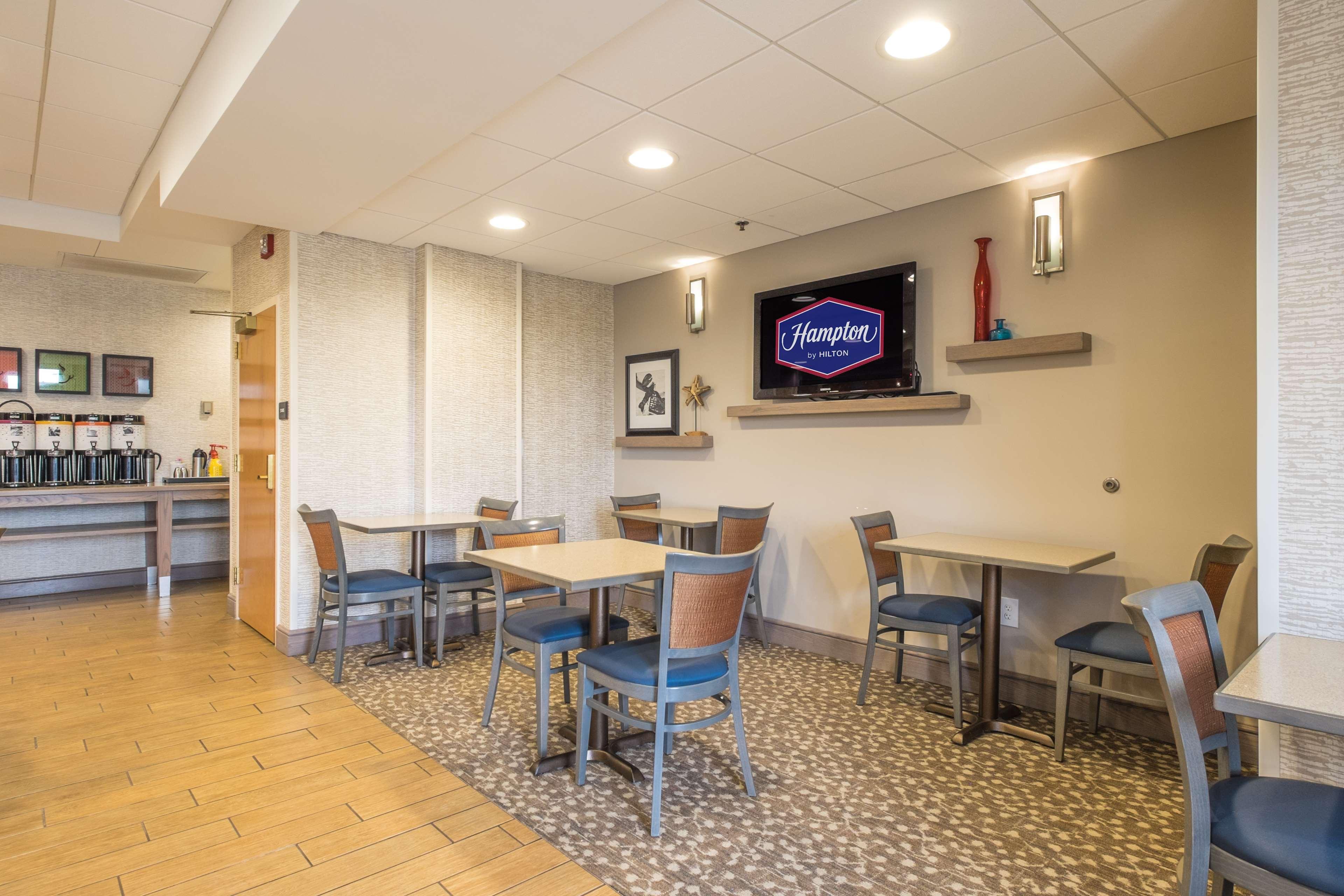 Hampton Inn Freeport/Brunswick Екстериор снимка