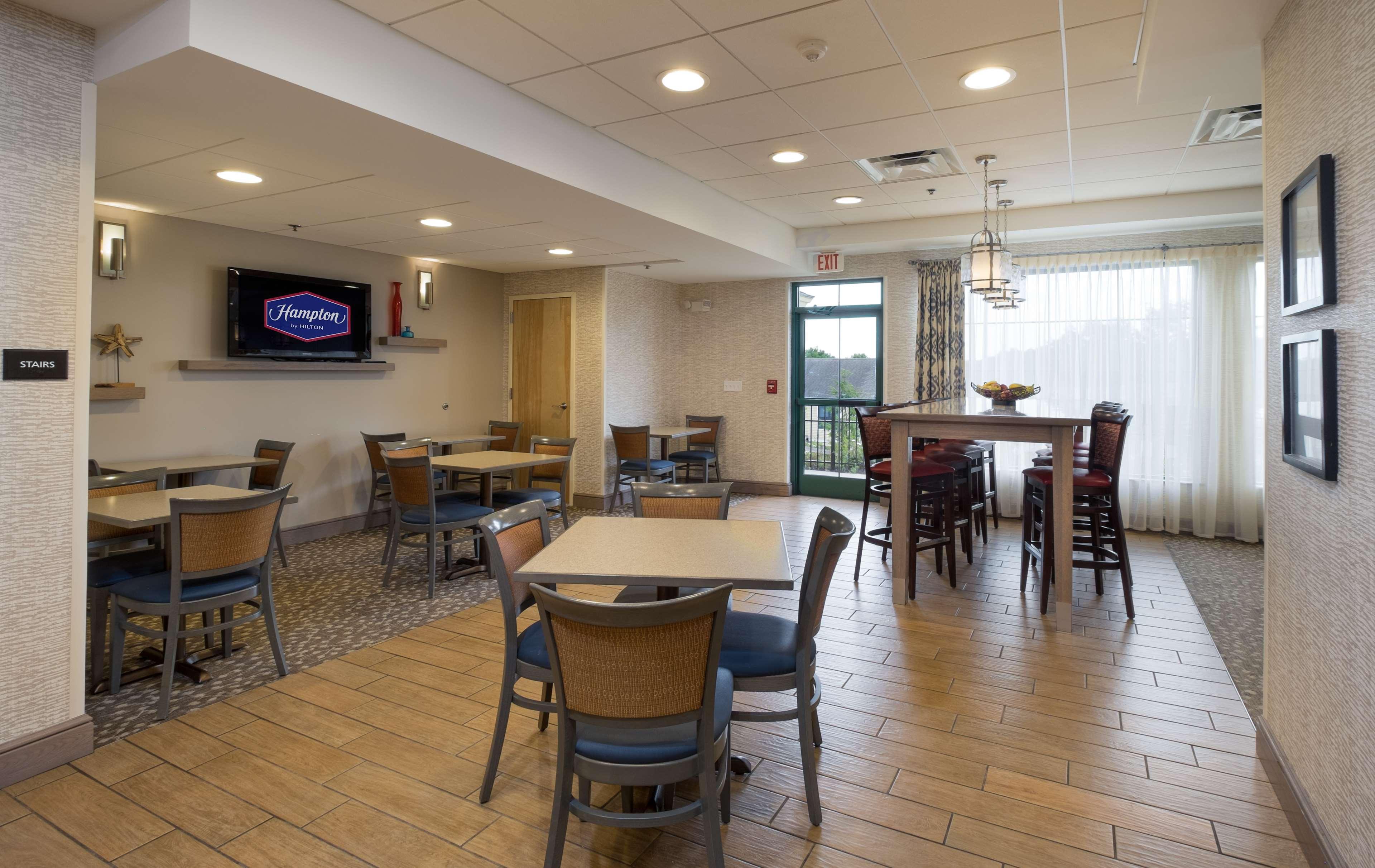 Hampton Inn Freeport/Brunswick Екстериор снимка