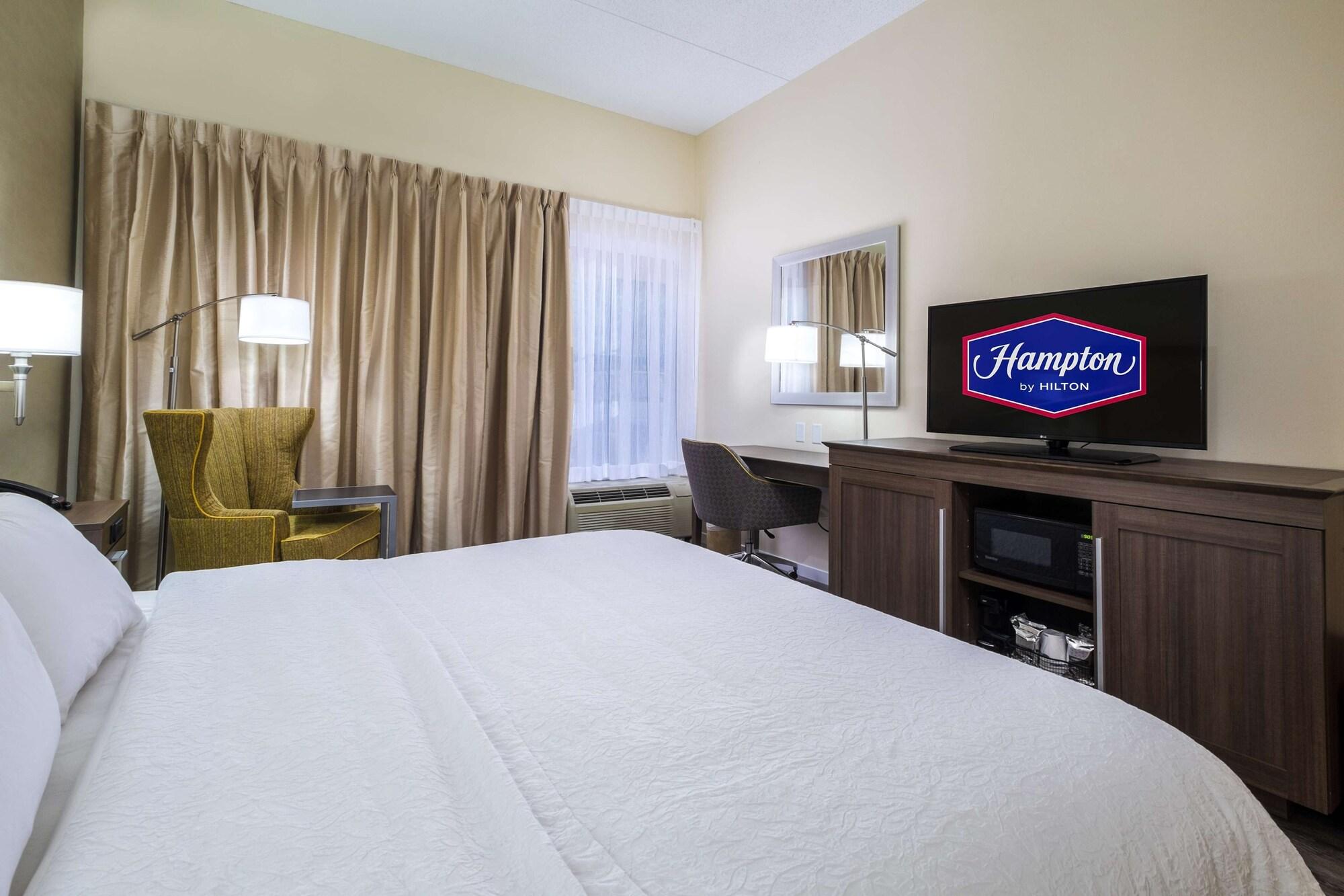 Hampton Inn Freeport/Brunswick Екстериор снимка